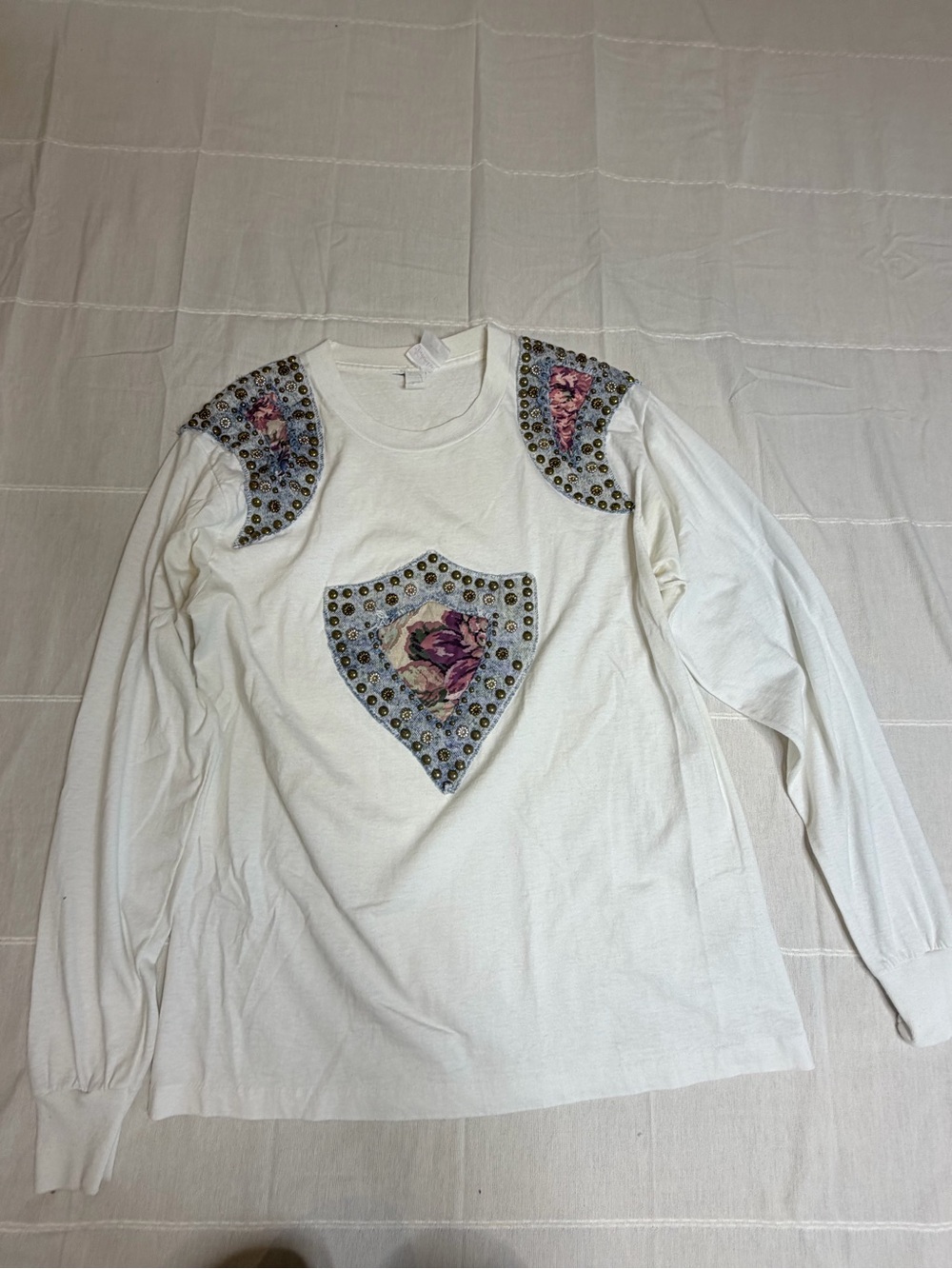 Frederick's of Hollywood White Long-Sleeve Top with Floral Shield Appliqués